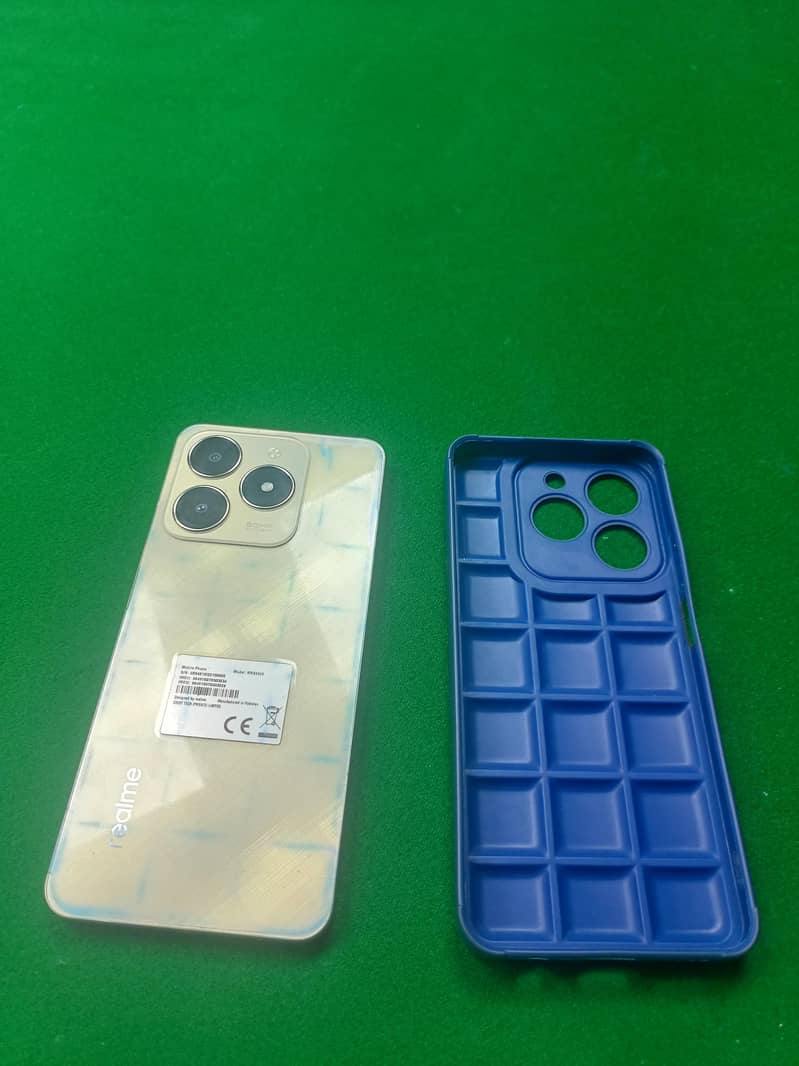 Realme C61 1