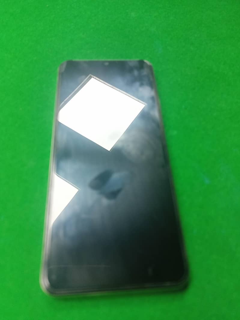 Realme C61 8