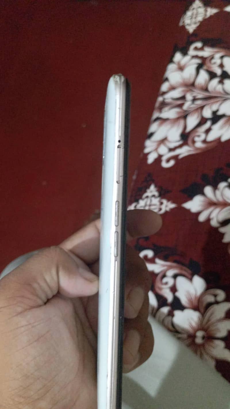 OPPO A5 1