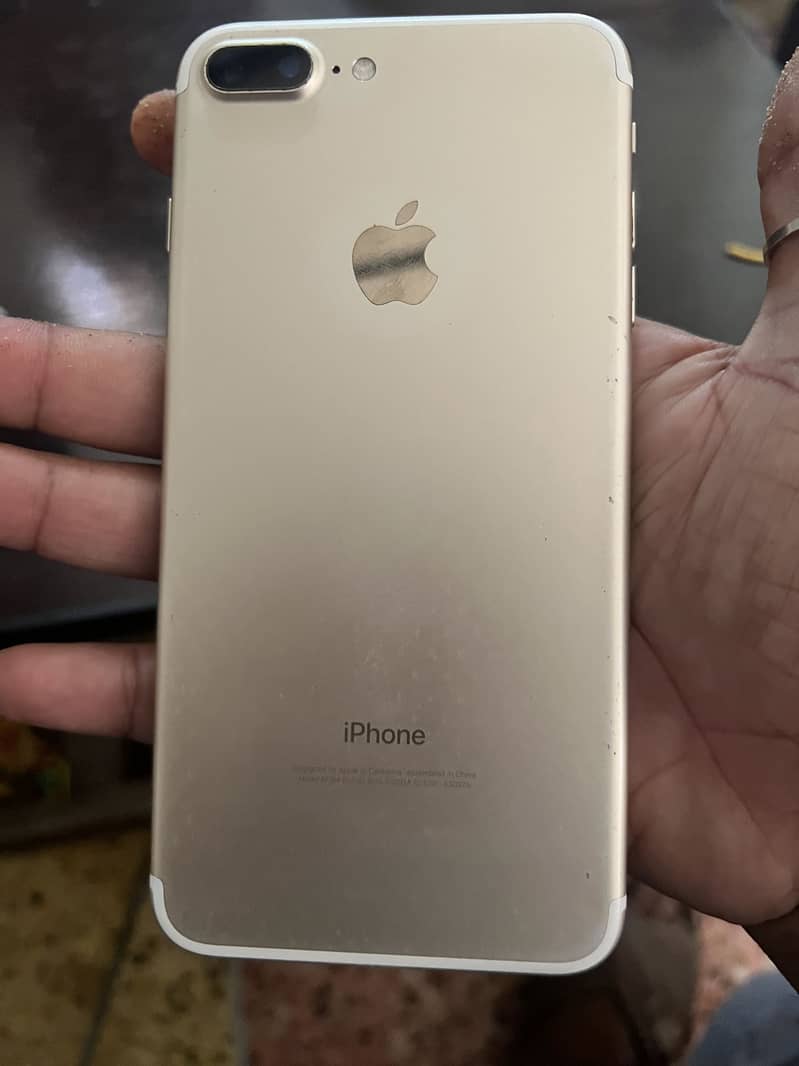 Apple iPhone 7 Plus 0