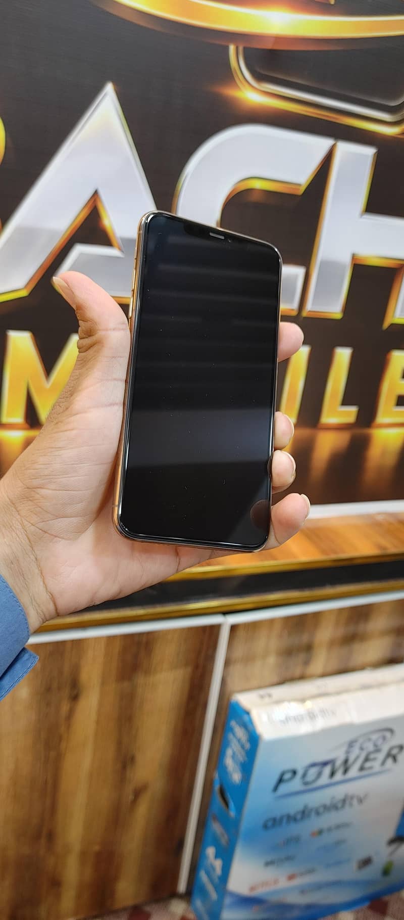 Apple iPhone 11 Pro Max 1