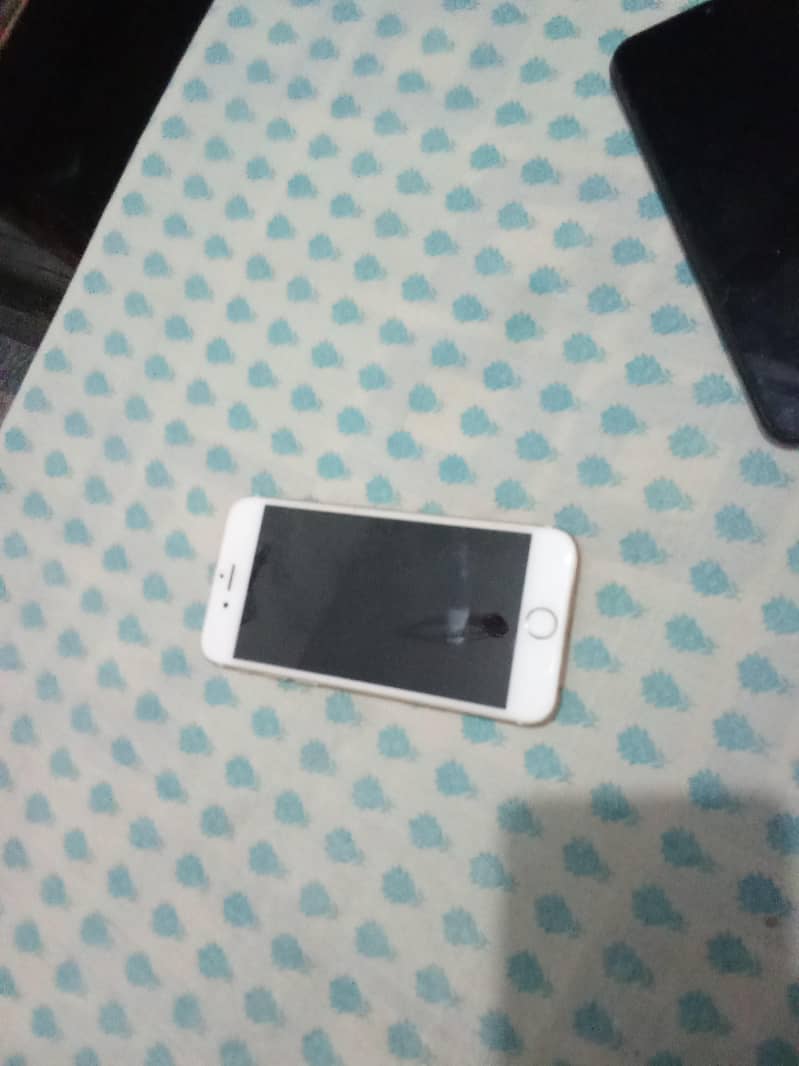 Apple iPhone 6S 0