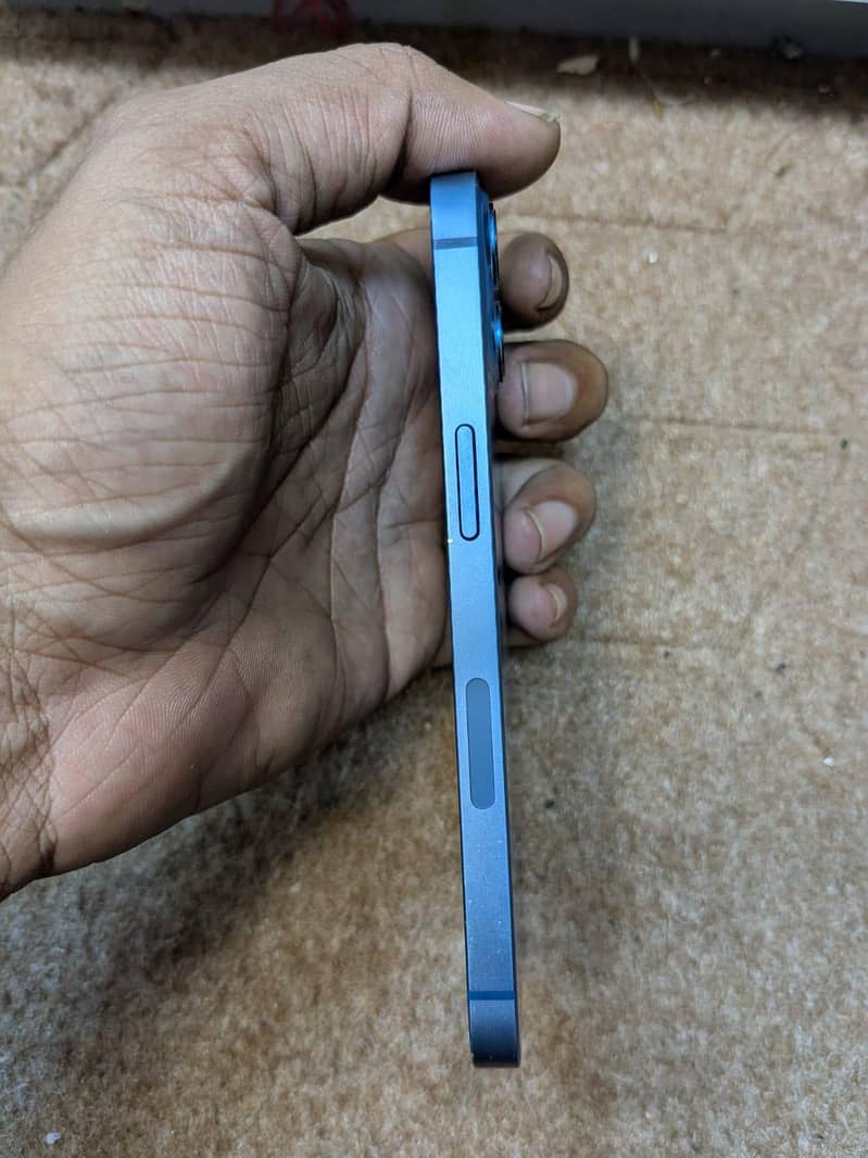 iPhone 13 Factory Unlocked 128gb 1