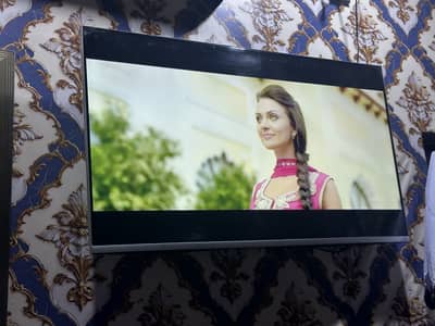 Samsung smart tv border less screen