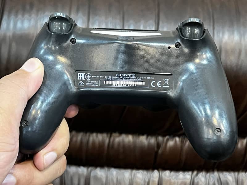 Ps4 pro 1 tb 1