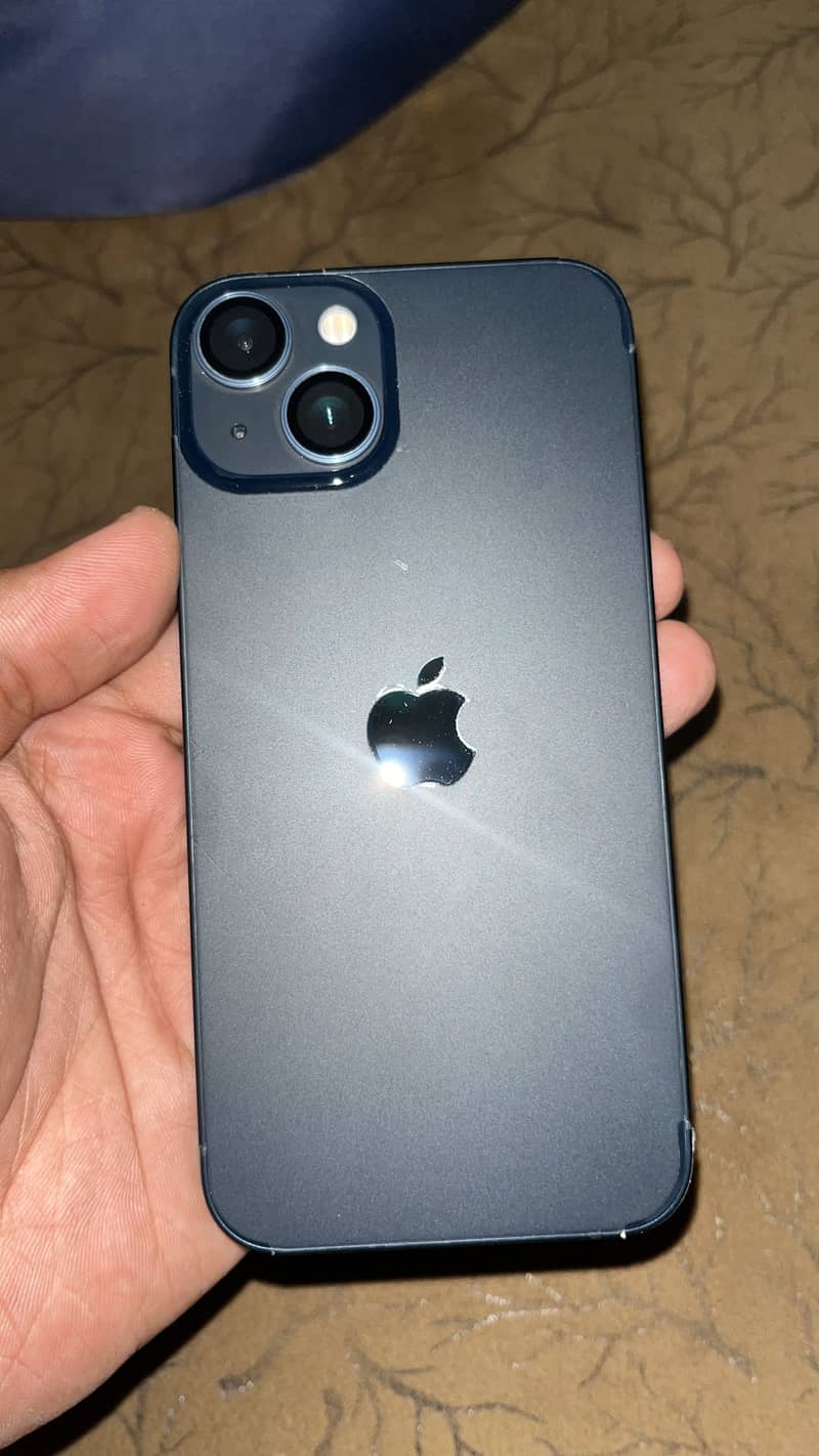 Apple iPhone 13 0