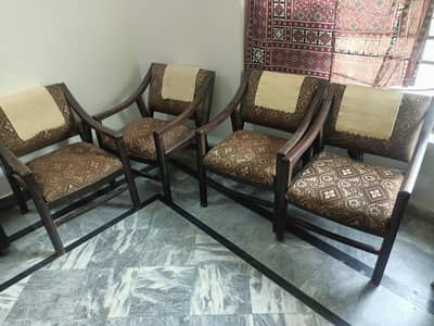 4 wooden arm chairs  4 Wooden Arm Chairs – Excellent Conditio