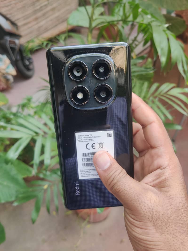 Xiaomi Redmi Note 14 Pro 3