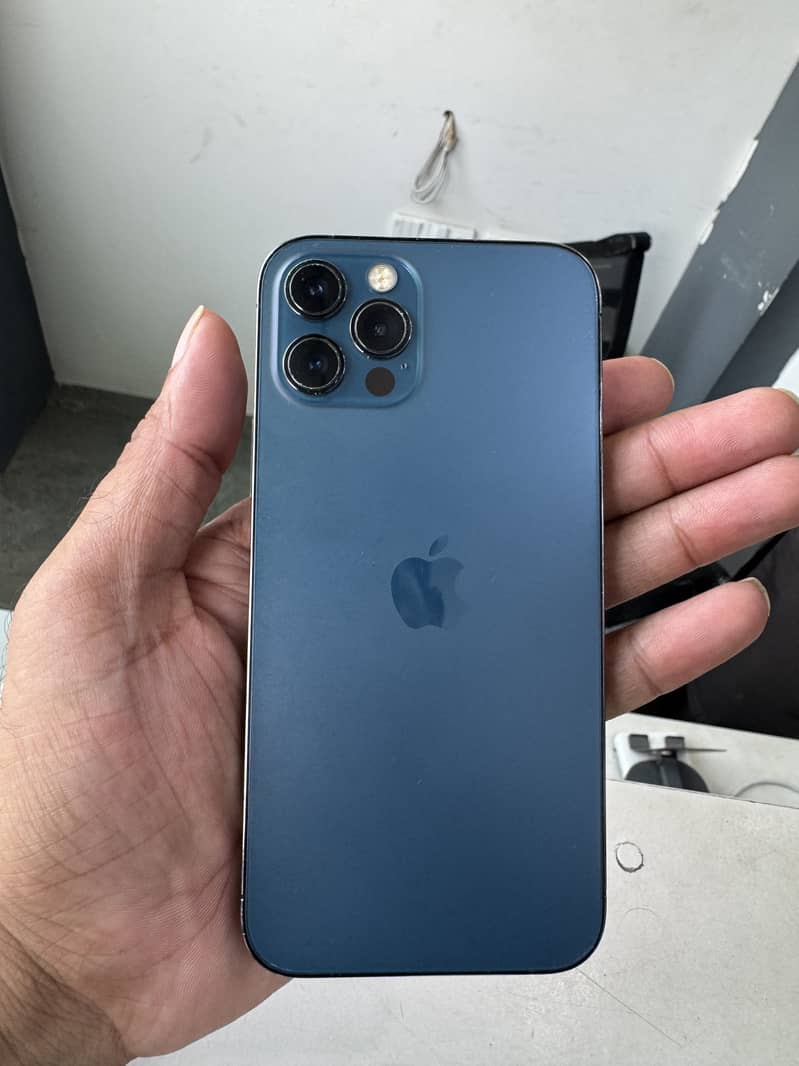 Apple iPhone 12 Pro 1