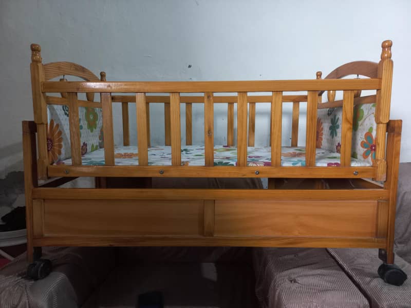 baby cot 0