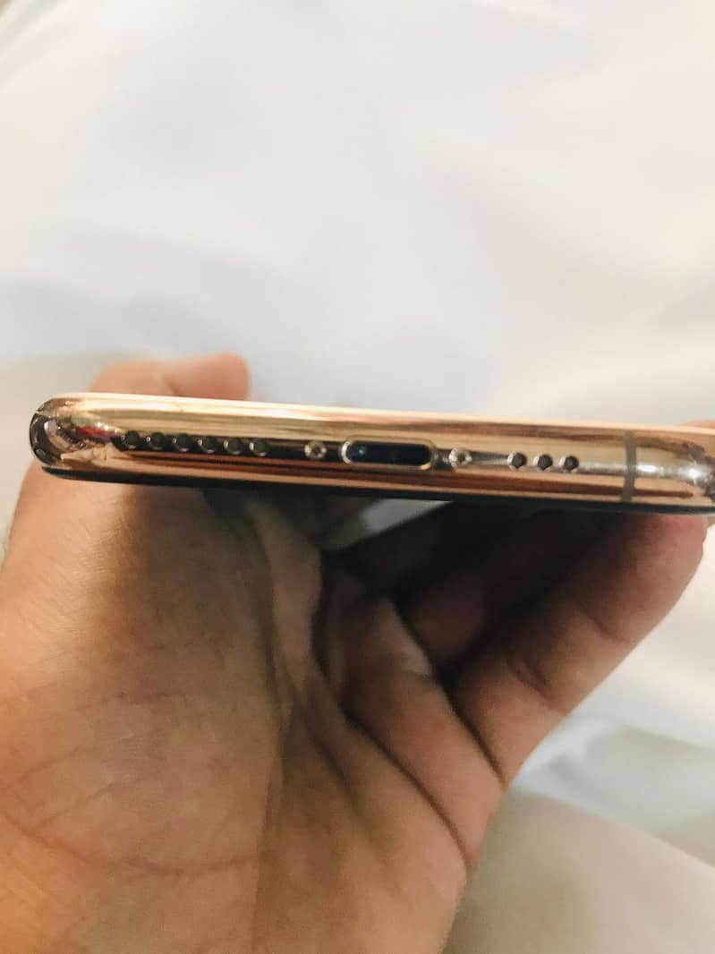 Apple iPhone 11 Pro 2