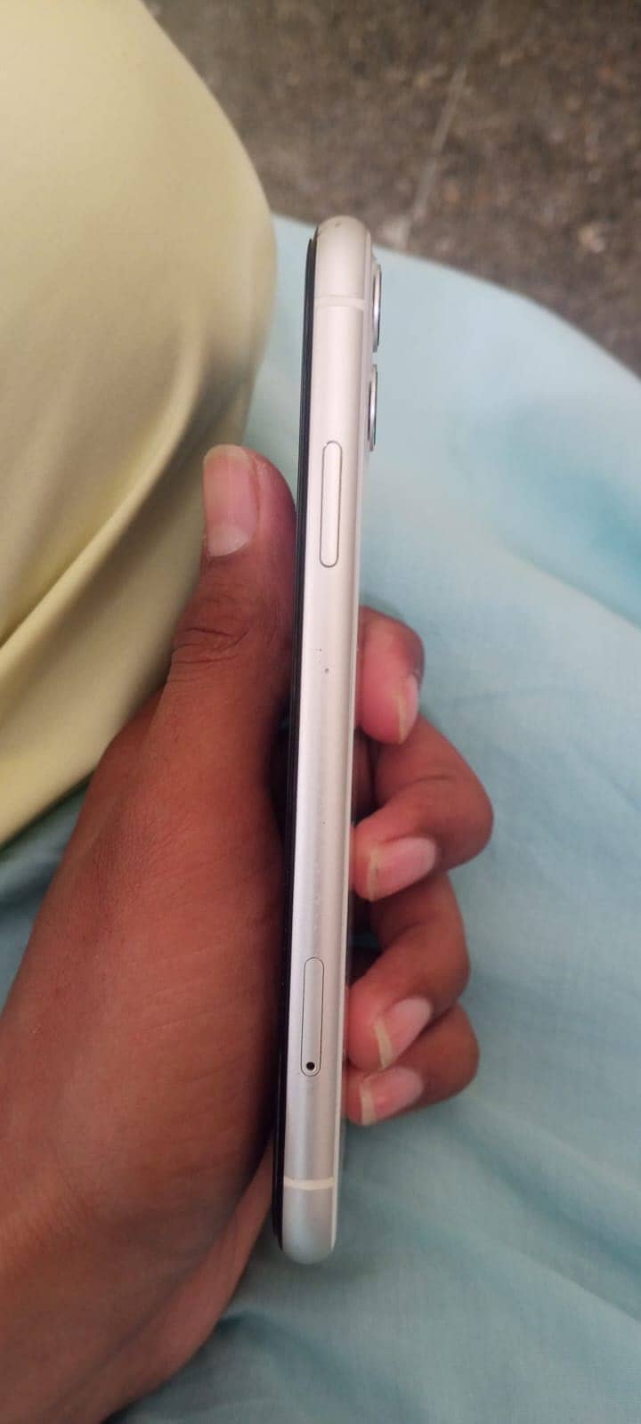 iPhone 11 5