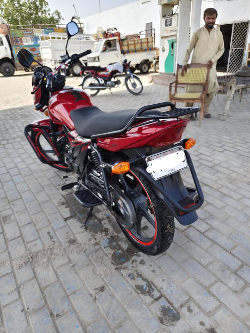 SUZUKI GR 150 1