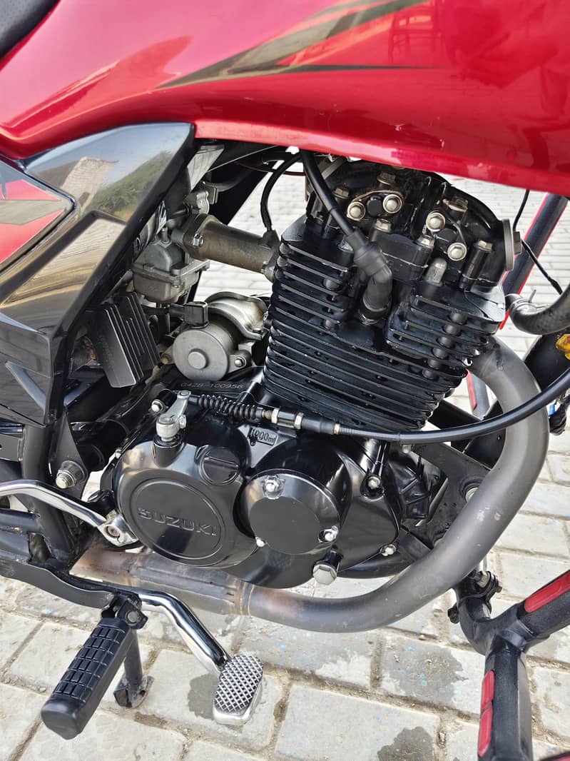 SUZUKI GR 150 4