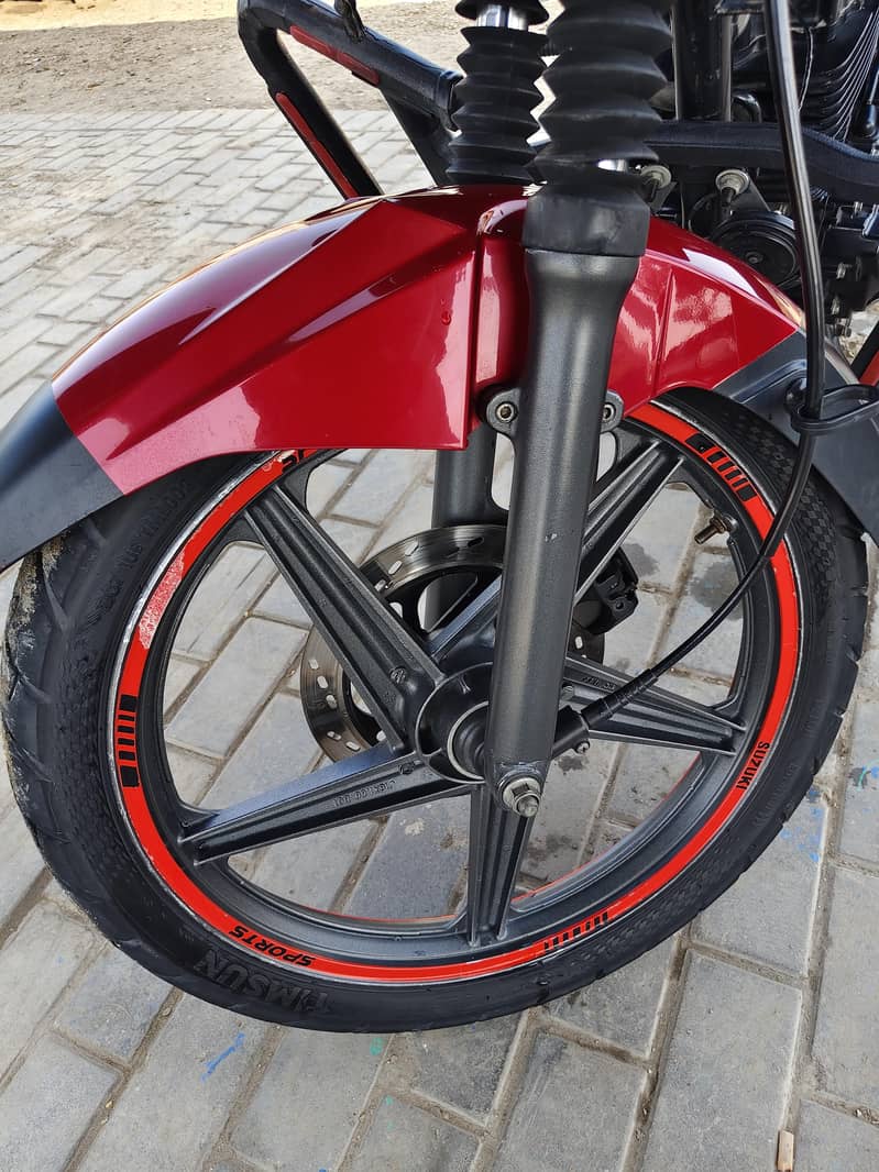 SUZUKI GR 150 8