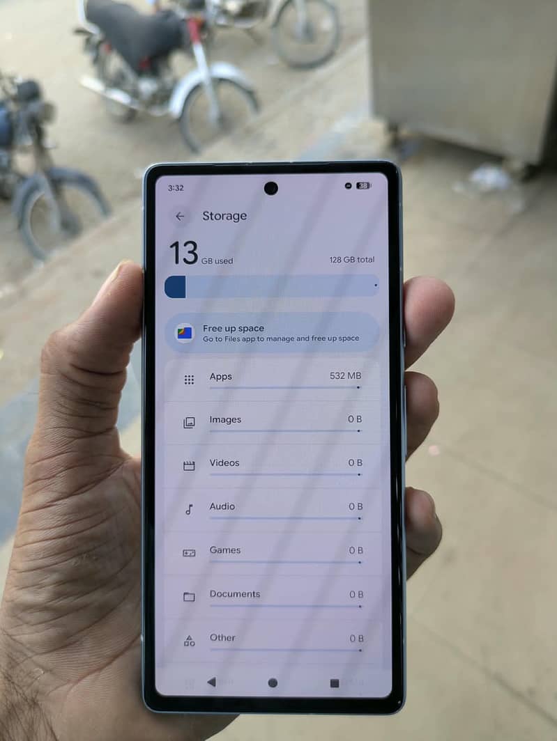 Google Pixel 7a 2