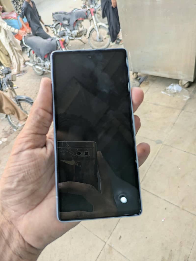 Google Pixel 7a 5