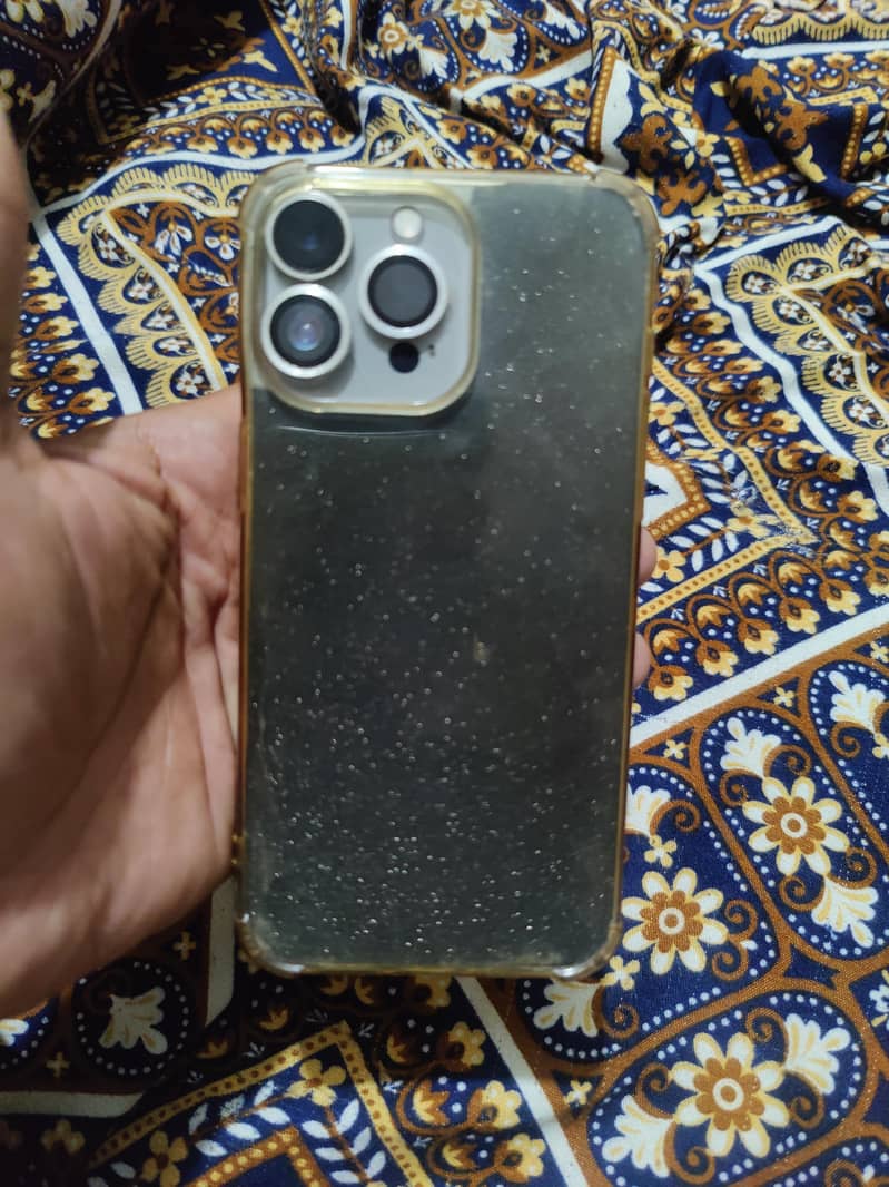 Apple iPhone XS Max 0