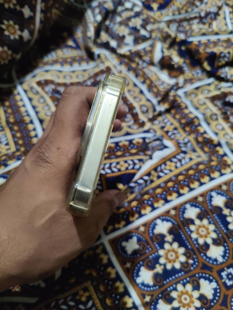 Apple iPhone XS Max 2