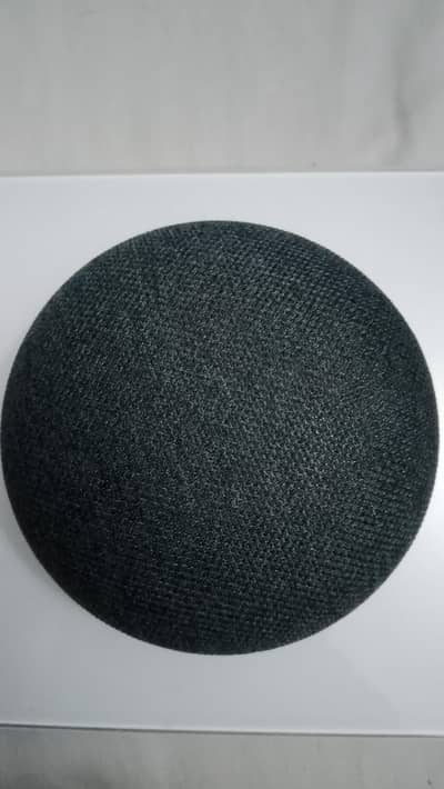 Google Nest Mini (1st) Gen) – Smart Speaker with Google Assistant
