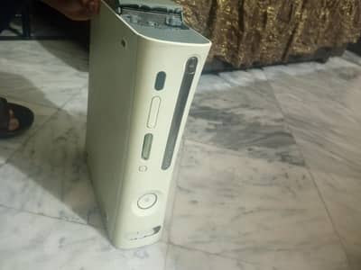 XBOX 360 WITH ONE WIRED AND A WIRELESS CONTROLLER