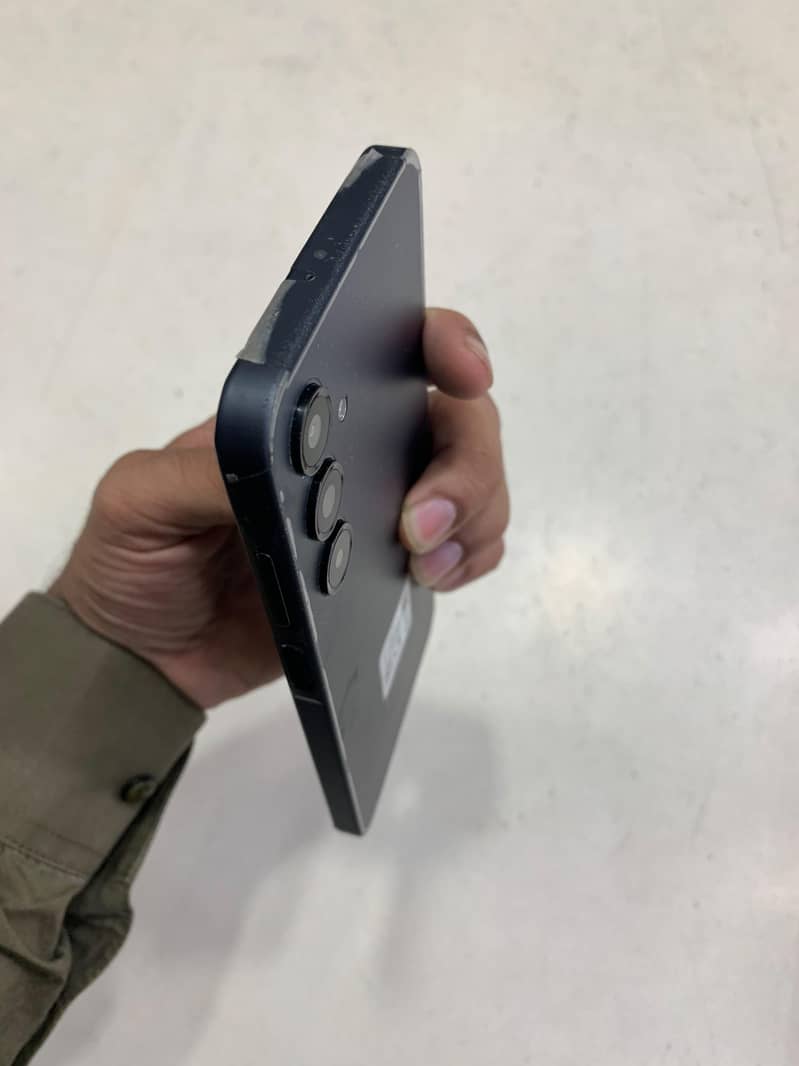 Samsung Mobile A16 1