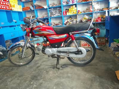 bike bilkul ok hai Kisi qsm Ka koi Kam ni
