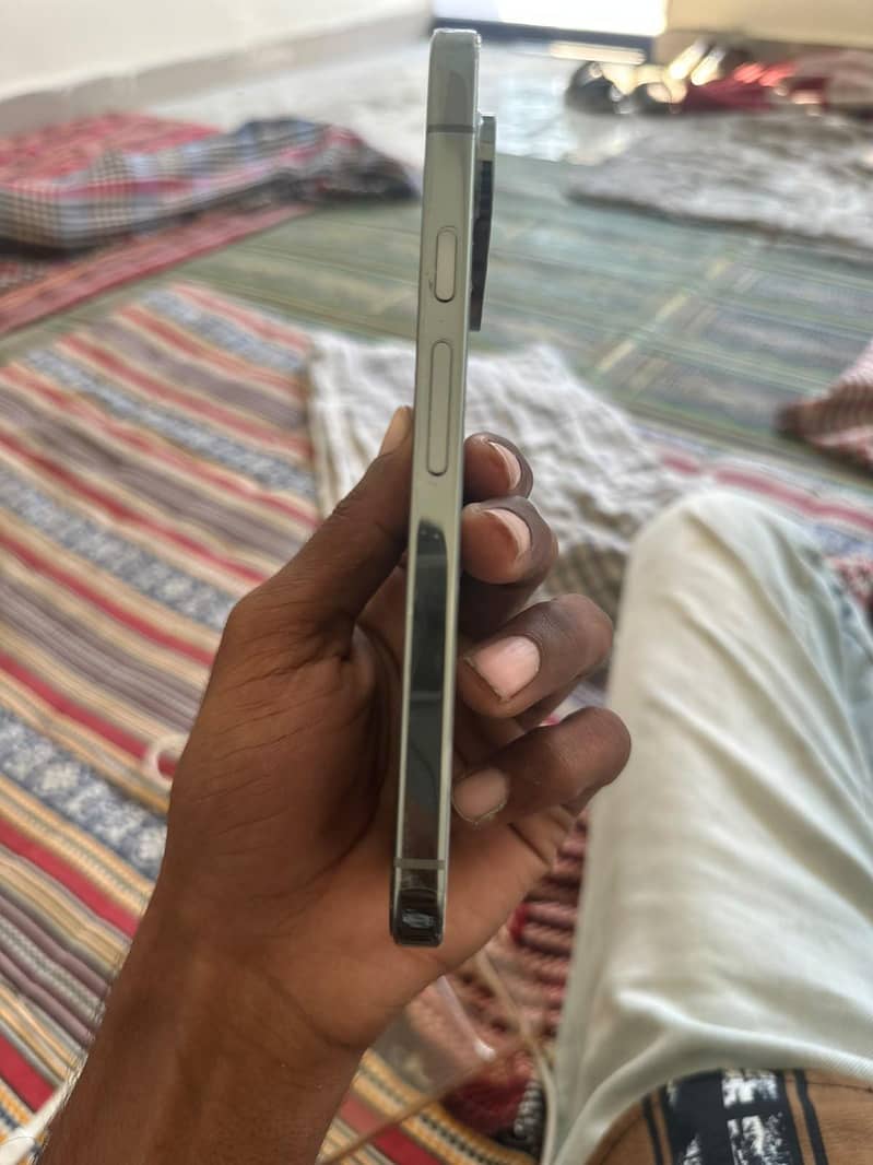 Google Pixel 9 Pro XL 2
