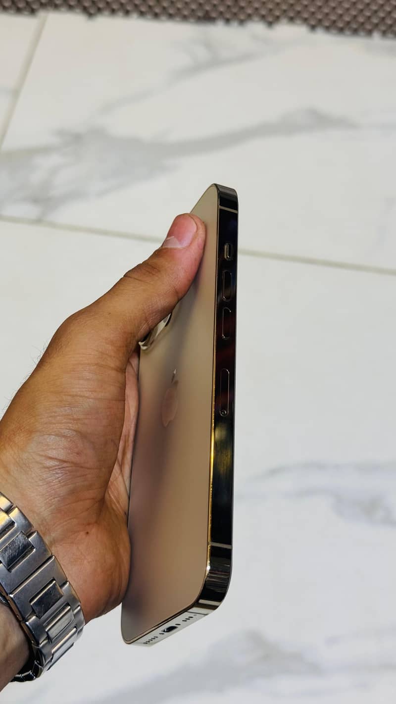 Apple iPhone 13 Pro 5
