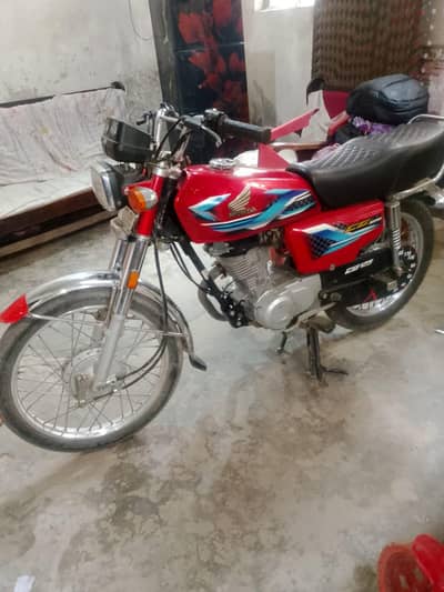 sale my Honda 125 2024 model urgent need