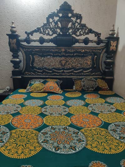 wooden bed set