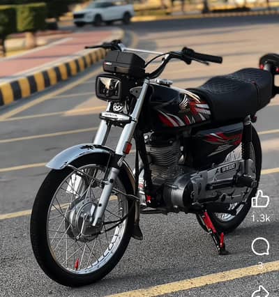 honda 125 lush condition complte docs packed engine 2023model