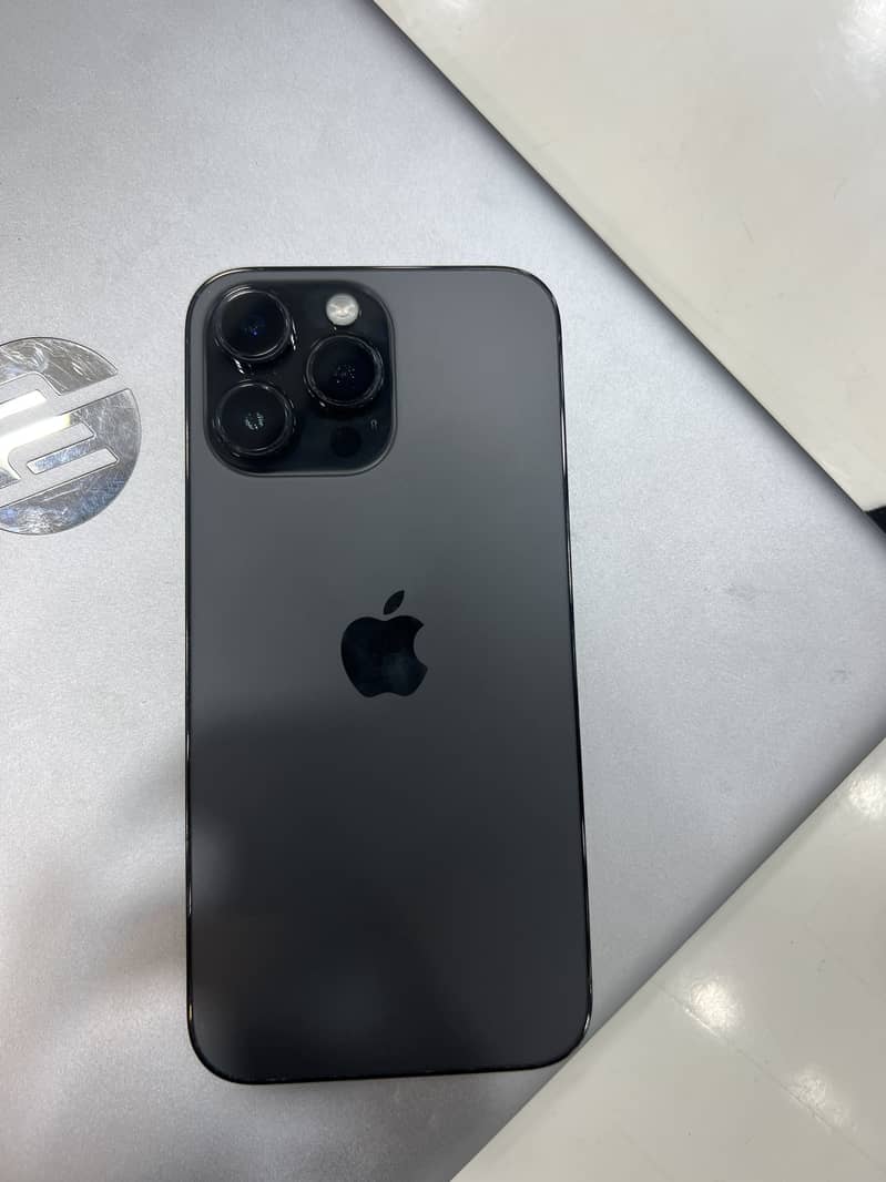 Apple iPhone 14 Pro Max 0