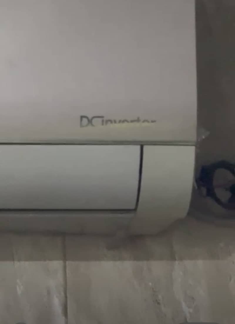 Haier Inverter Ac Used like new 1