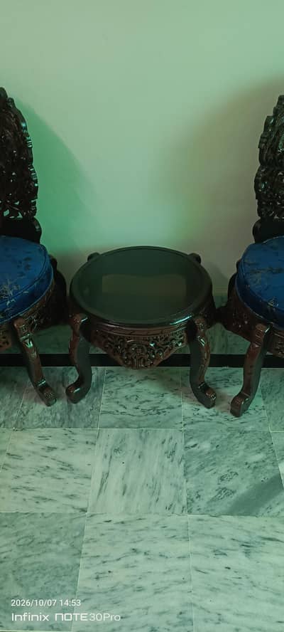 solid wood chinoti bedroom chair set with coffee table