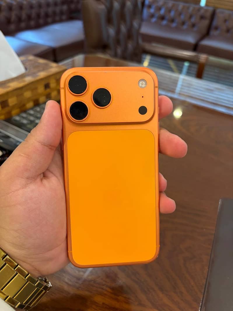 Apple iPhone 17 Pro Max 0