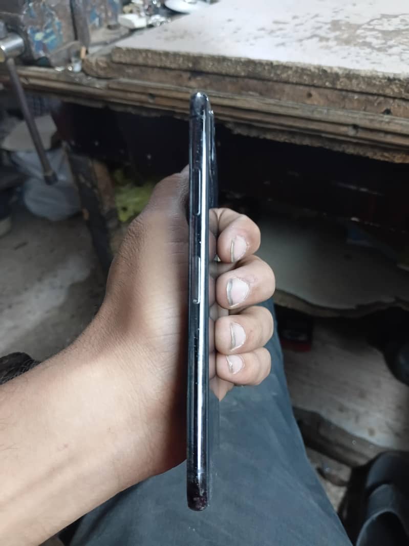 Apple iPhone X 1