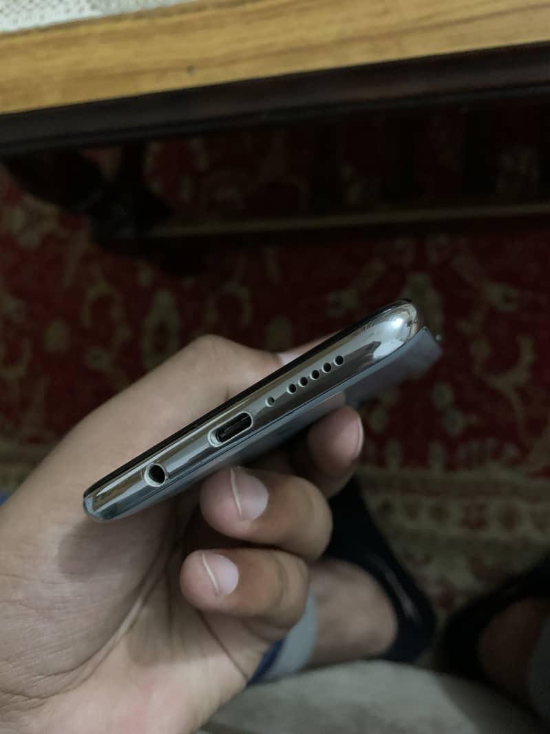 Xiaomi Redmi Note 8 Pro 3