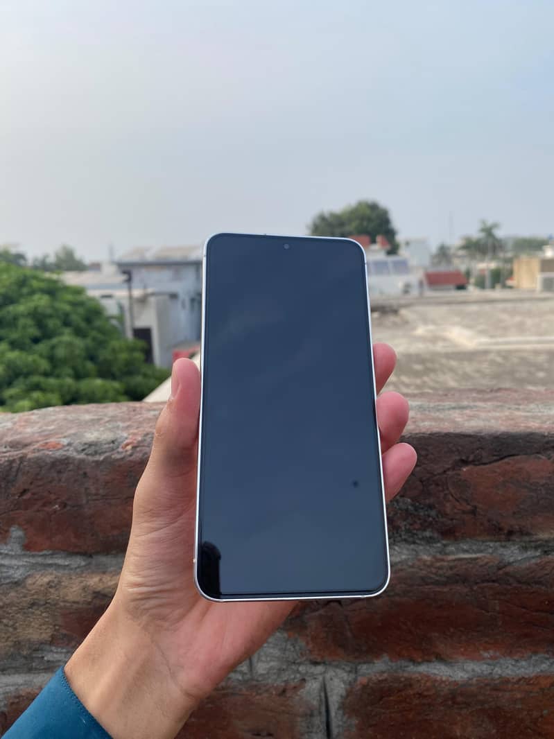 Samsung Mobile S23 3