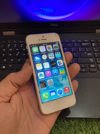 Apple iPhone 5 16GB White, Genuine Original, Non PTA