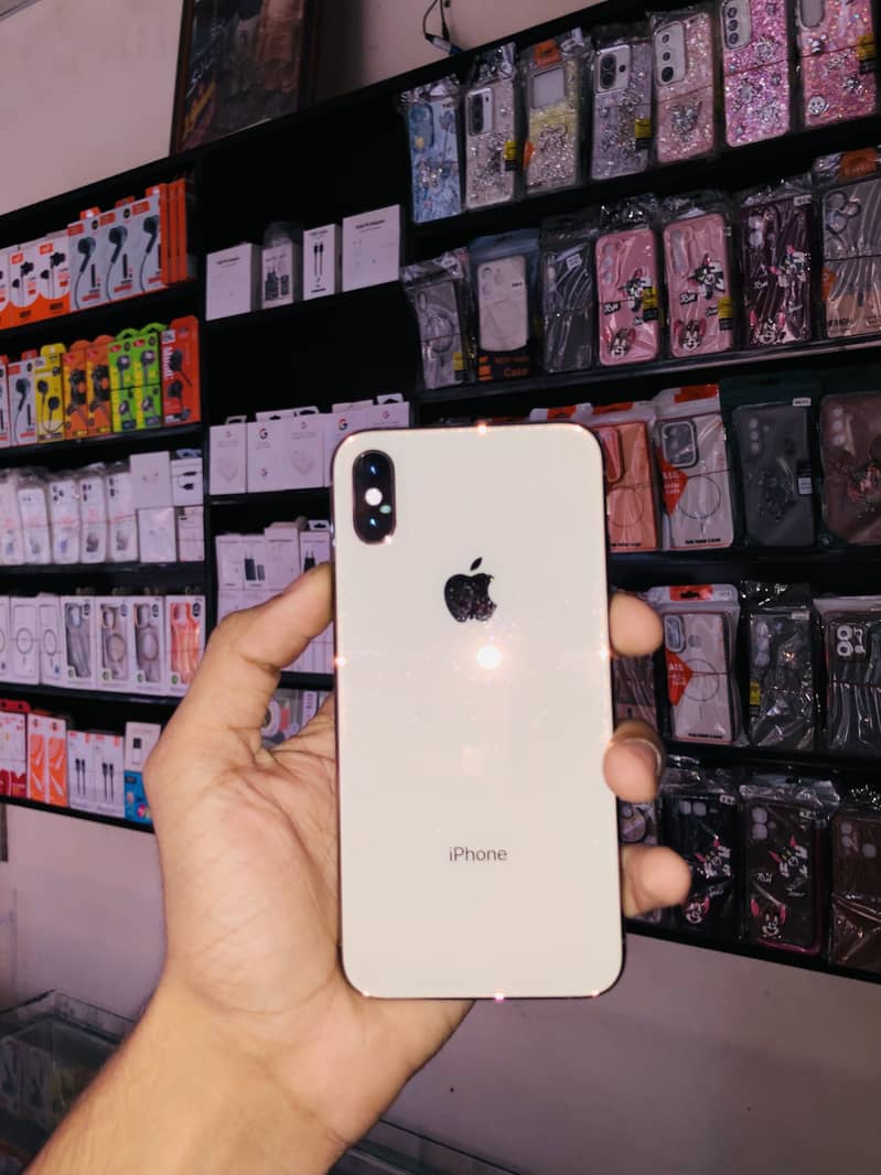 Apple iPhone XS 0