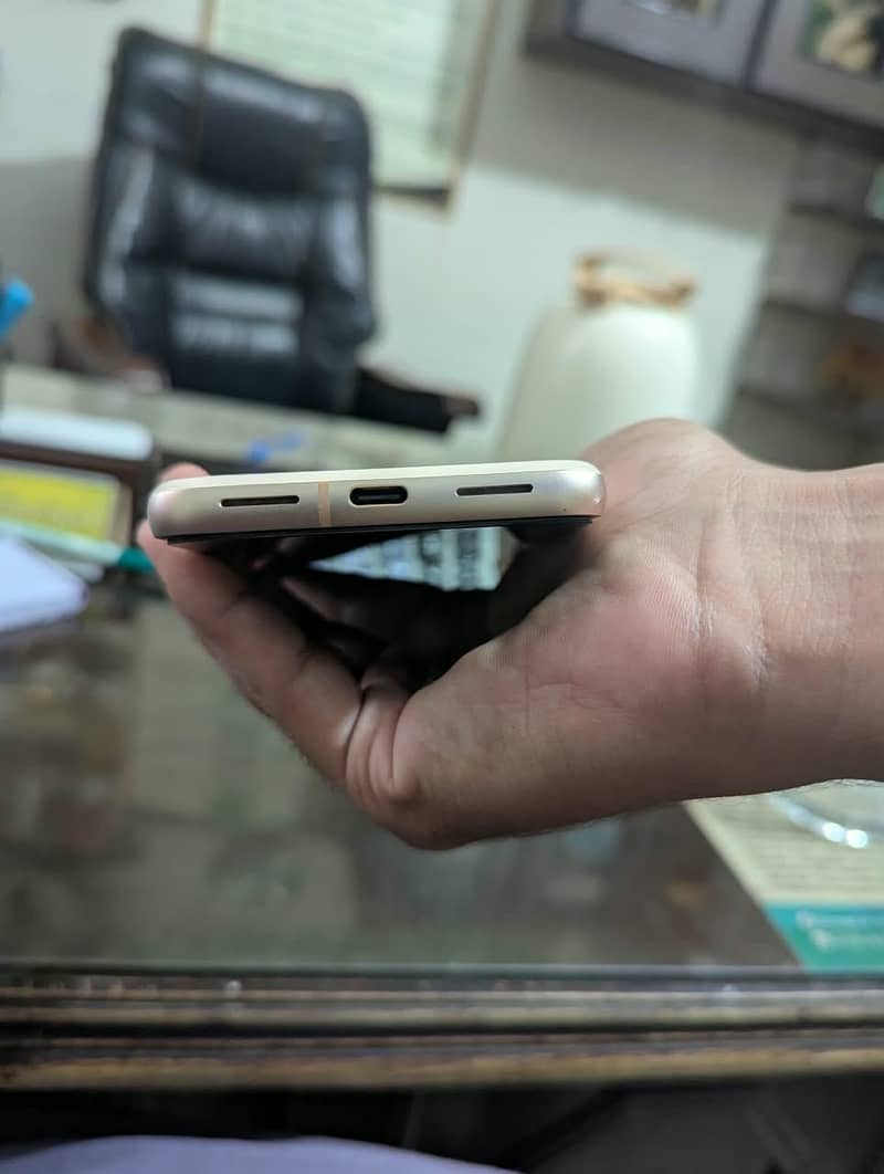 Google Pixel 8 1