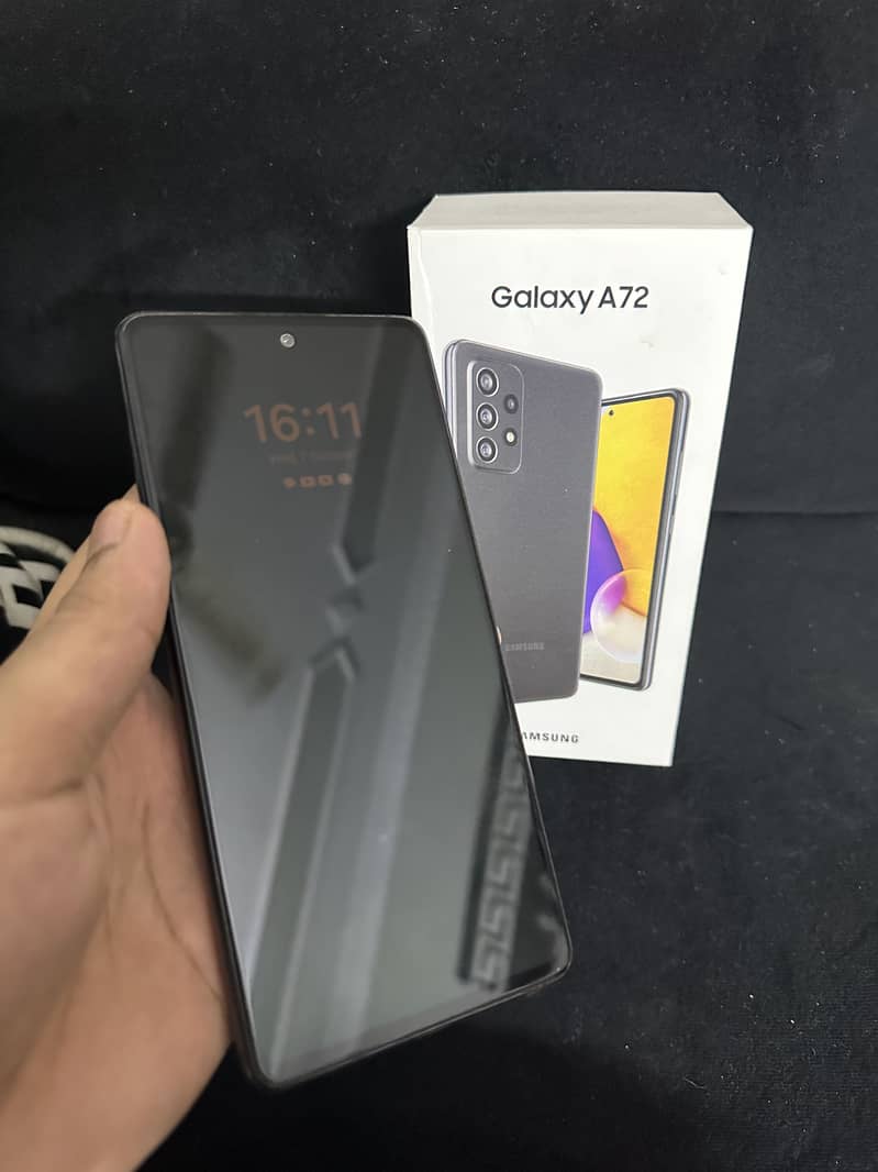 Samsung Mobile A72 1