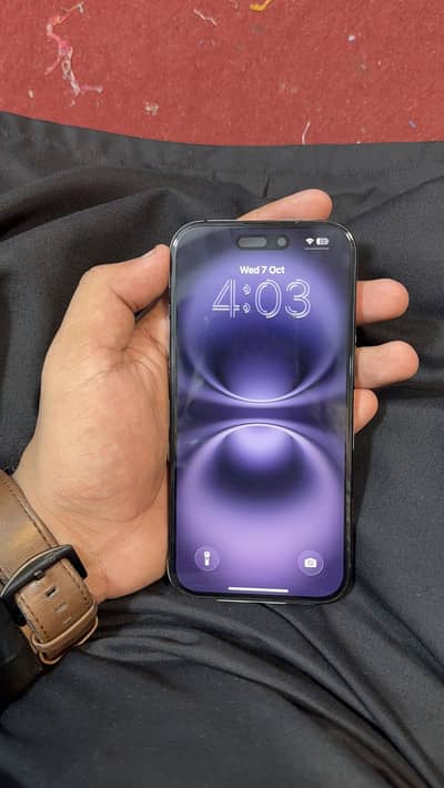 Apple iPhone 16 - LLA