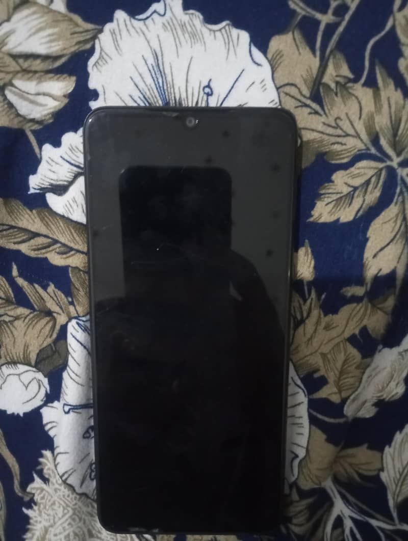 4/128gb 1