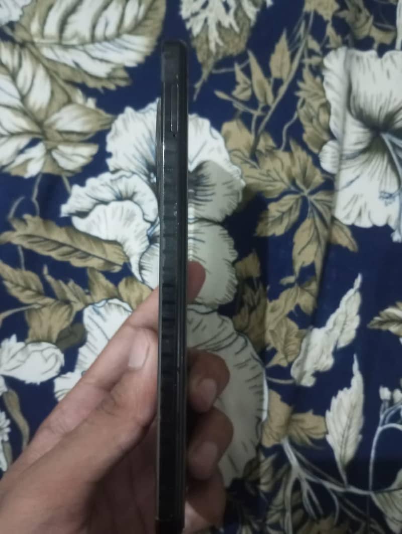 4/128gb 2