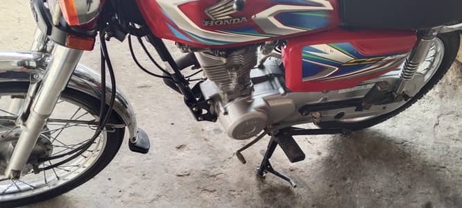 Honda 125 full janiune condition pack engine currently file biomatric