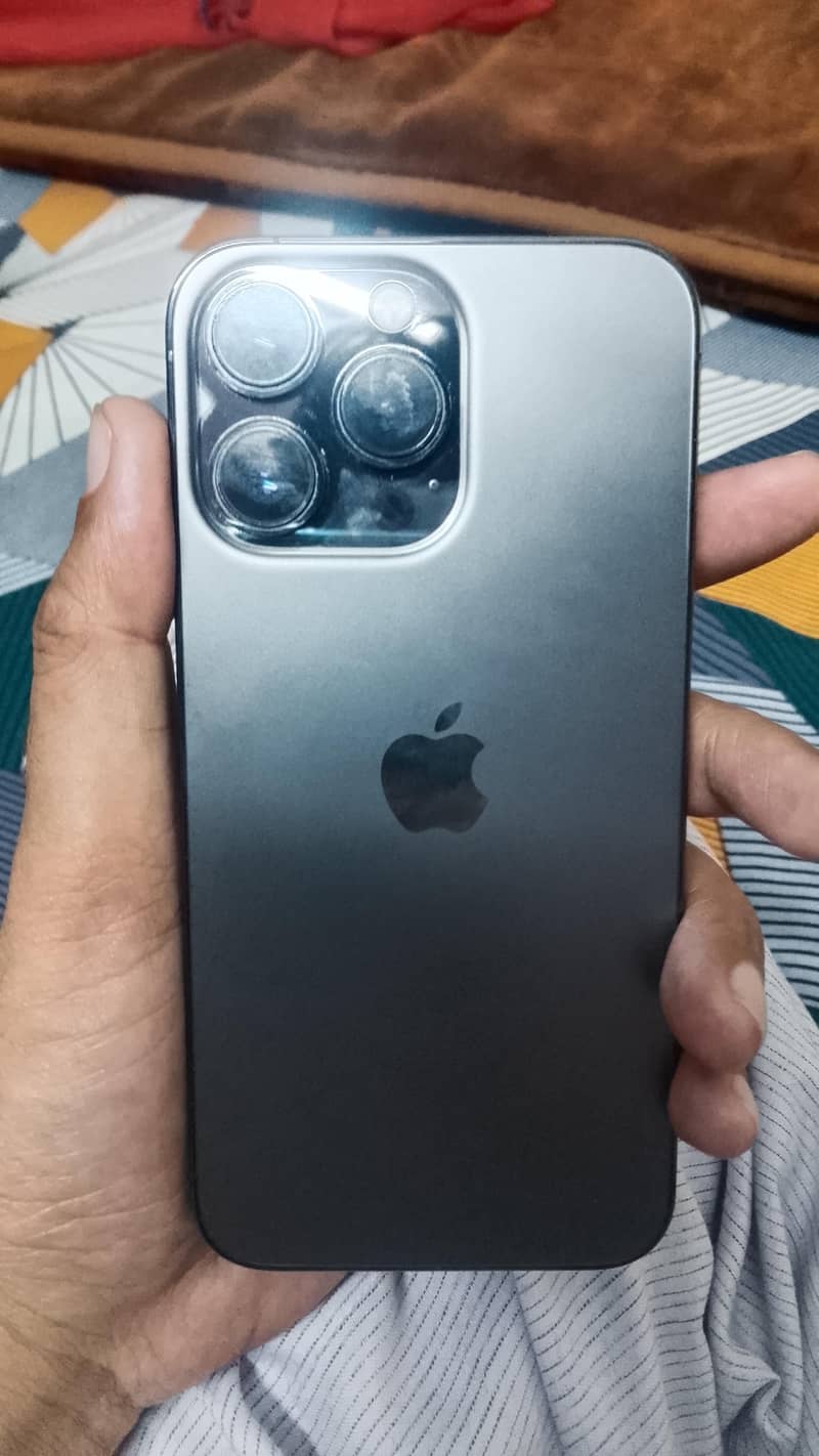 Apple iPhone 13 Pro 0