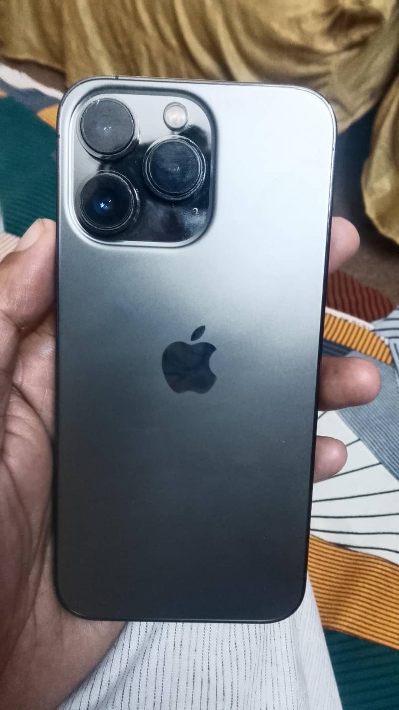 Apple iPhone 13 Pro 2