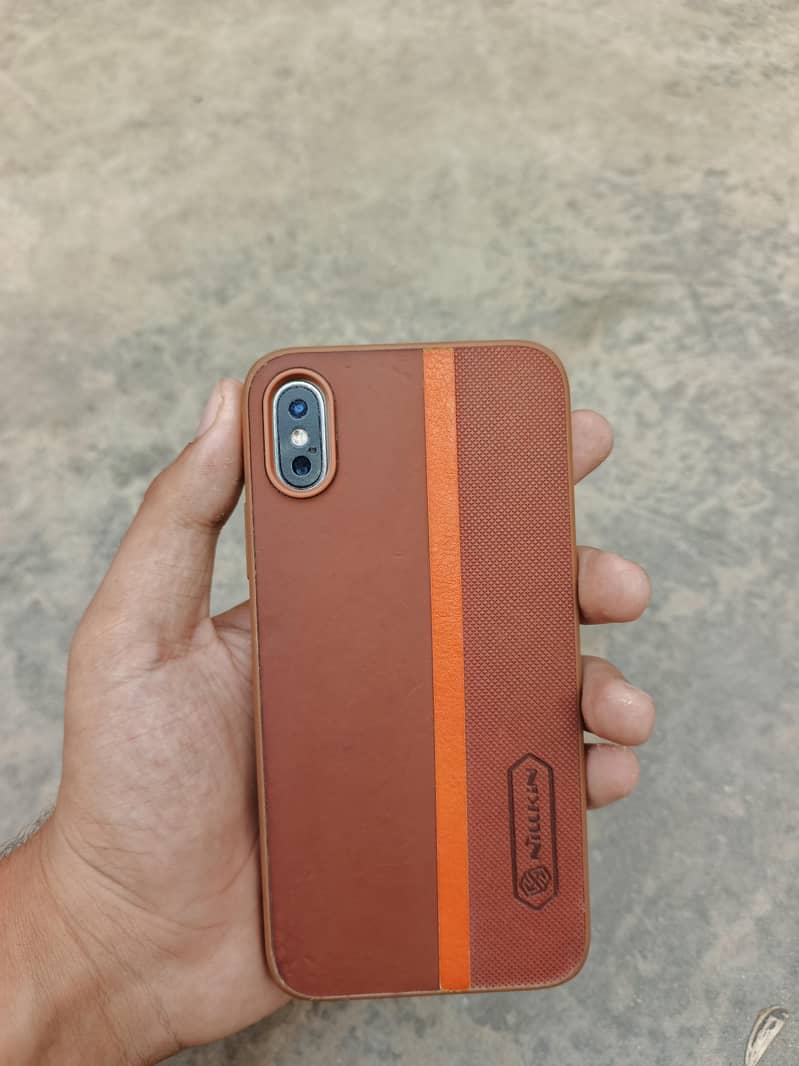 Apple iPhone XS 0